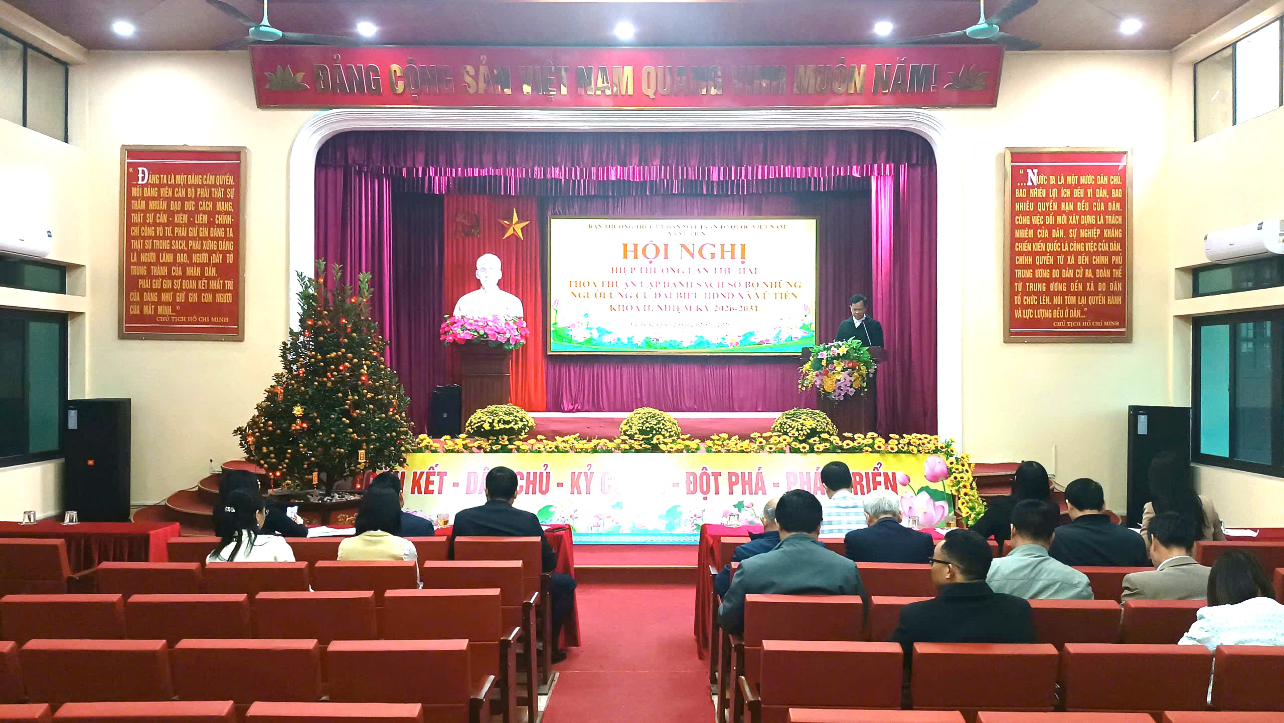 BAN THƯỜNG TRỰC ỦY BAN MTTQ VIỆT NAM XÃ VŨ TIÊN TỔ CHỨC HỘI NGHỊ HIỆP THƯƠNG LẦN THỨ HAI