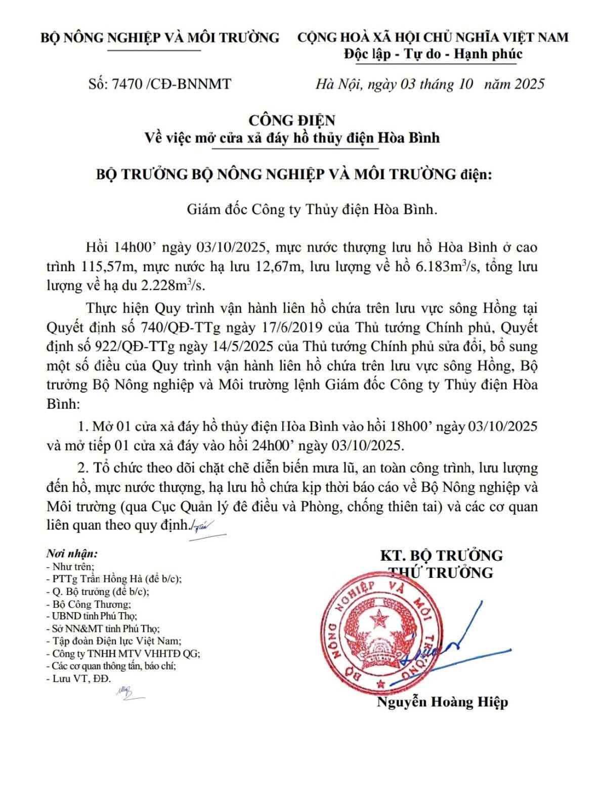 Bộ Nông nghiệp và Môi trường có Công điện số 7470/CĐ-BNNMT về việc mở cửa xả đáy hồ thủy điện Hòa Bình