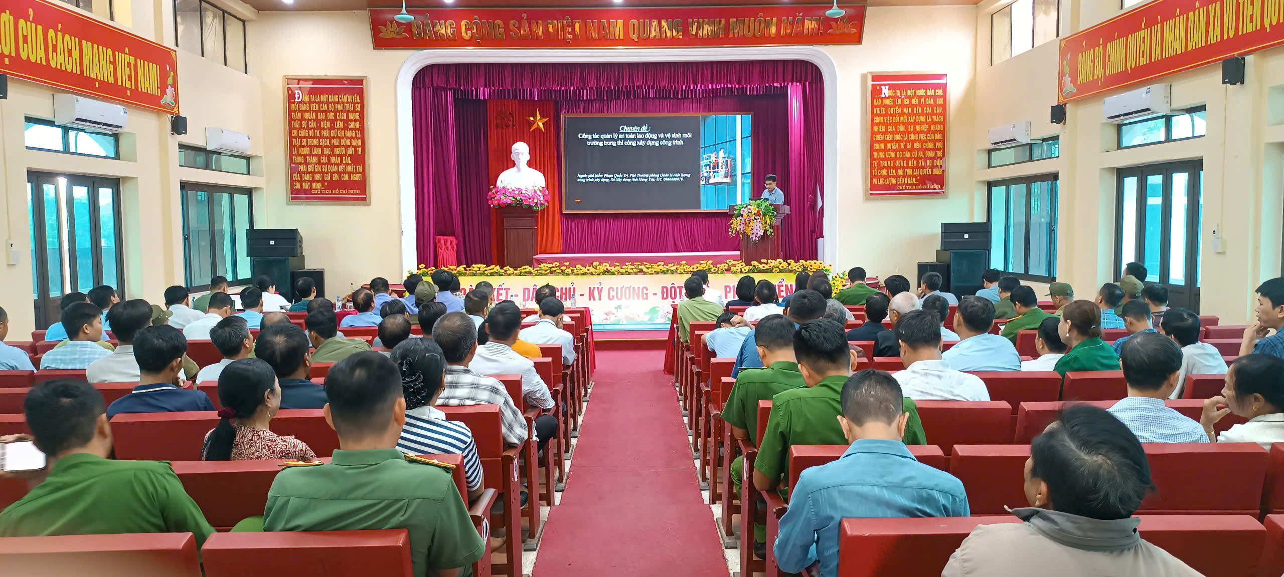 Xã Vũ Tiên tổ chức Hội nghị tuyên truyền, phổ biến các quy định về an toàn lao động 